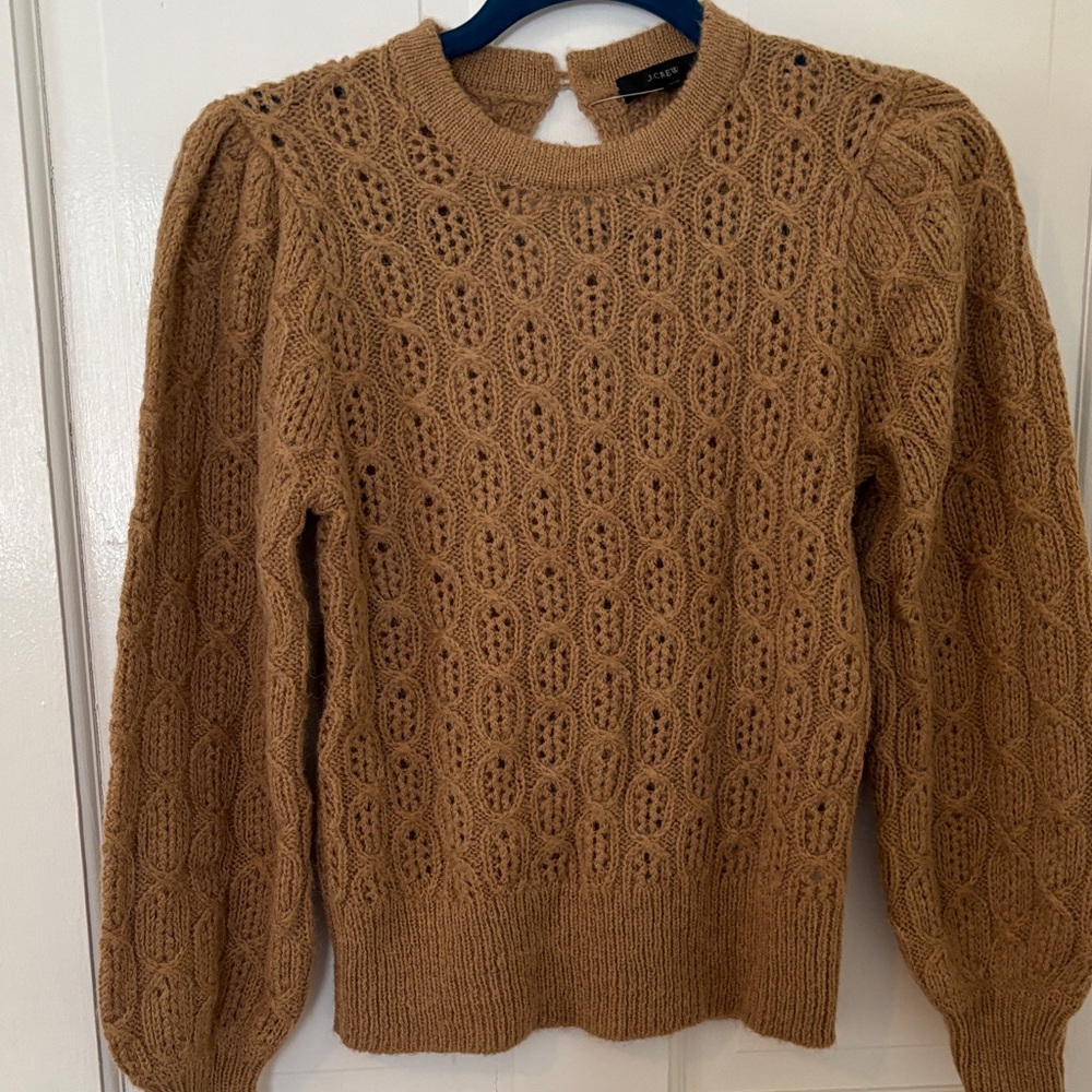 Women's Cable Knit Sweater - Tan